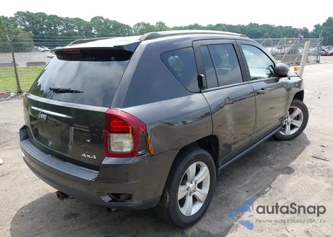 2014 Jeep Compass Sport из США, поврежденный, VIN 1C4NJDBB9ED800255